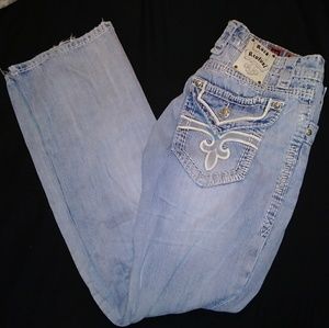 Rockrevivaljeans $25shipstoday !!!